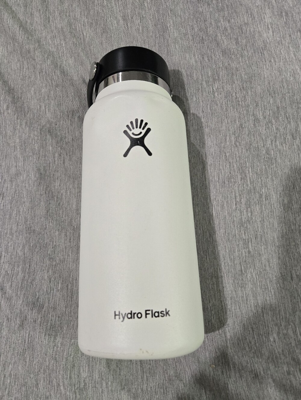 Hydro Flask Wide Insulated Water Bottle